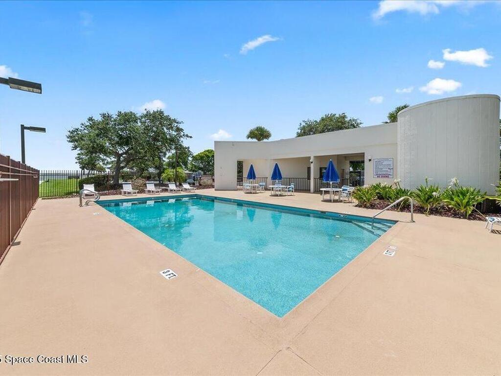 250 S Sykes Creek Parkway, Merritt Island, FL 32952