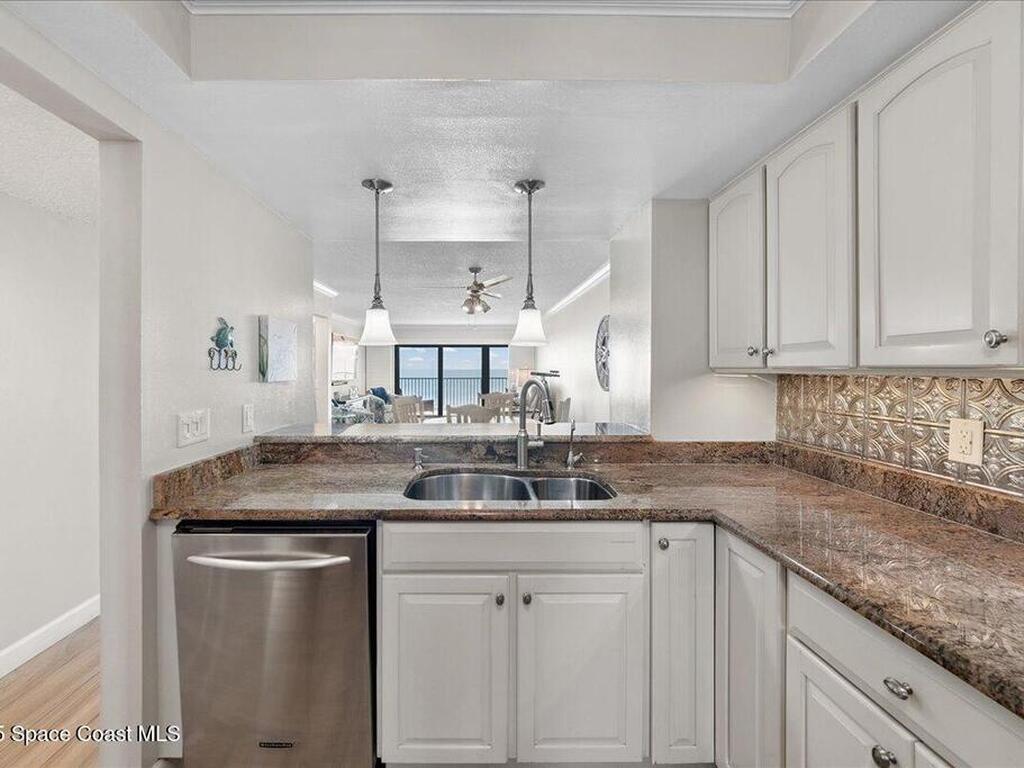 2725 N Highway A1a Highway, Indialantic, FL 32903