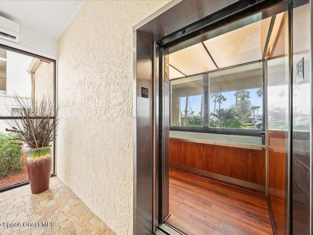 2725 N Highway A1a Highway, Indialantic, FL 32903