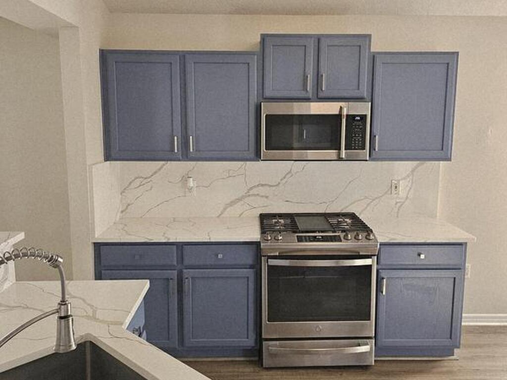 1736 Vista Lake Circle, Melbourne, FL 32904