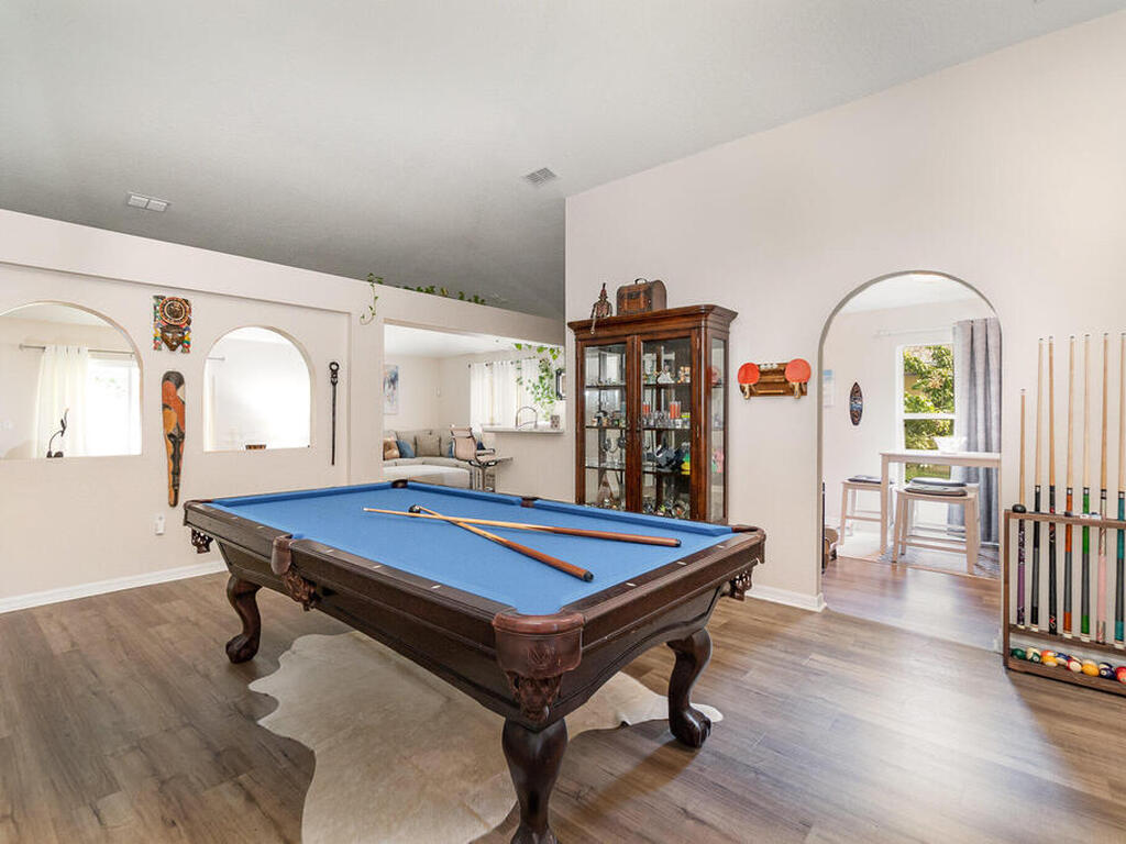 1736 Vista Lake Circle, Melbourne, FL 32904