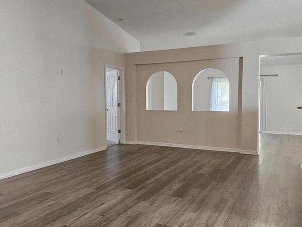 1736 Vista Lake Circle, Melbourne, FL 32904