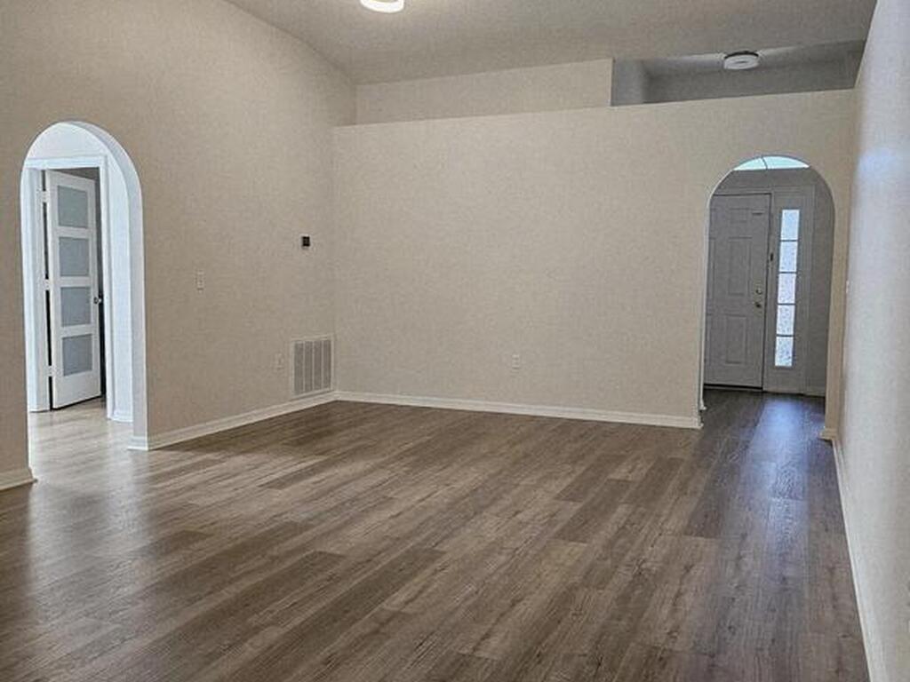 1736 Vista Lake Circle, Melbourne, FL 32904