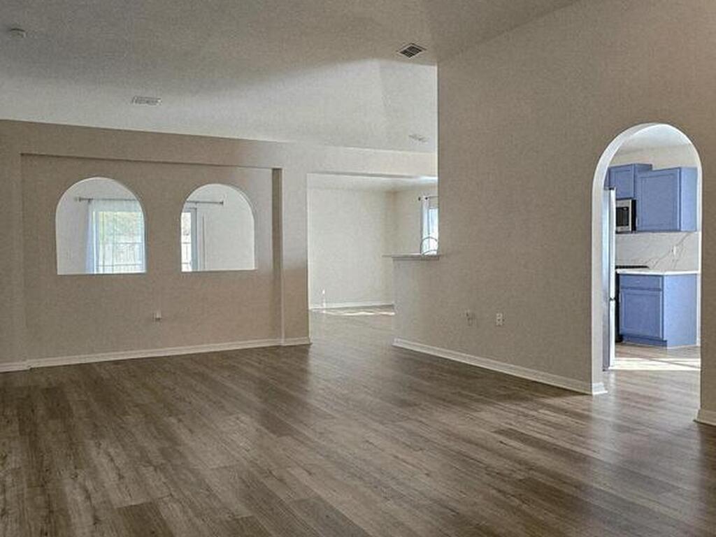 1736 Vista Lake Circle, Melbourne, FL 32904