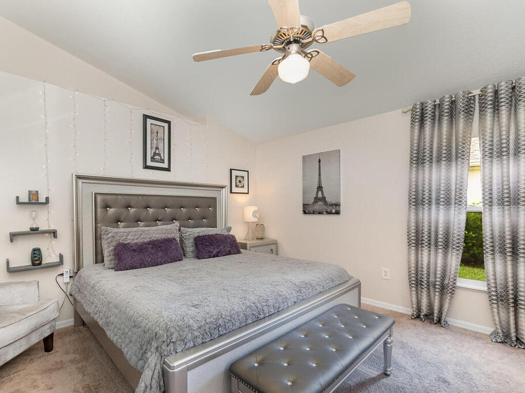 1736 Vista Lake Circle, Melbourne, FL 32904