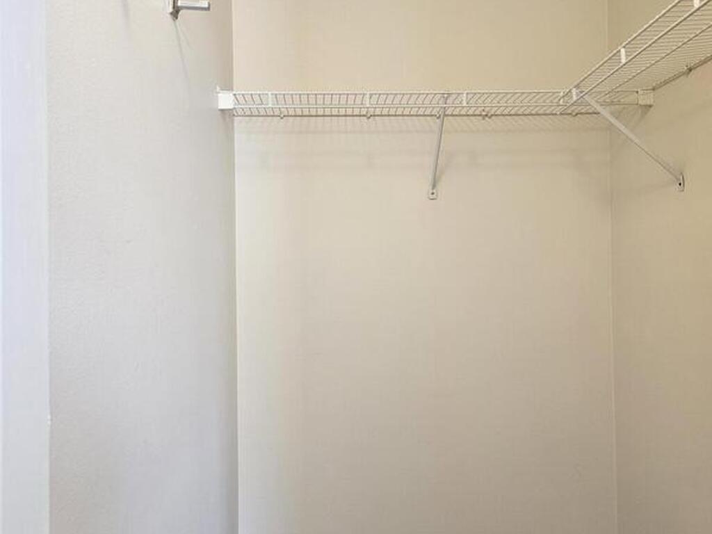 1736 Vista Lake Circle, Melbourne, FL 32904