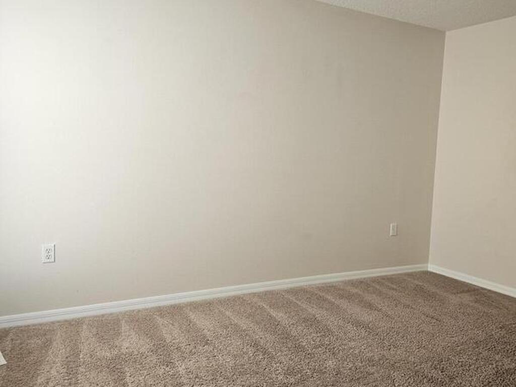 1736 Vista Lake Circle, Melbourne, FL 32904