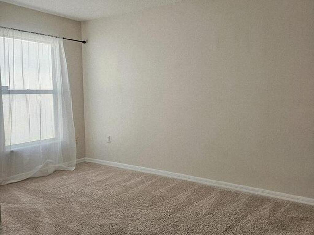 1736 Vista Lake Circle, Melbourne, FL 32904