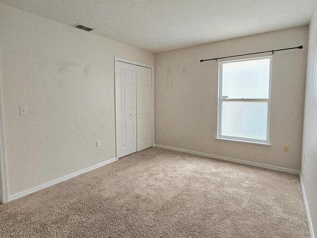 1736 Vista Lake Circle, Melbourne, FL 32904