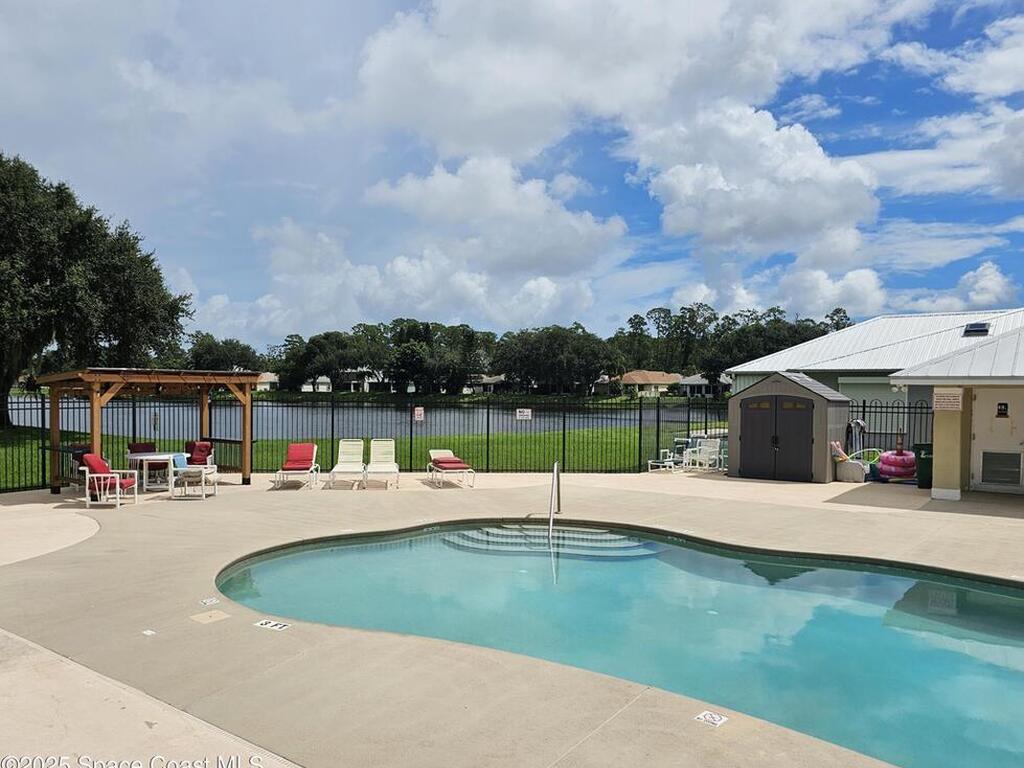 1736 Vista Lake Circle, Melbourne, FL 32904