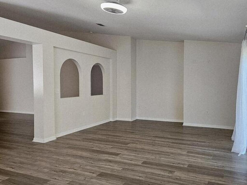 1736 Vista Lake Circle, Melbourne, FL 32904