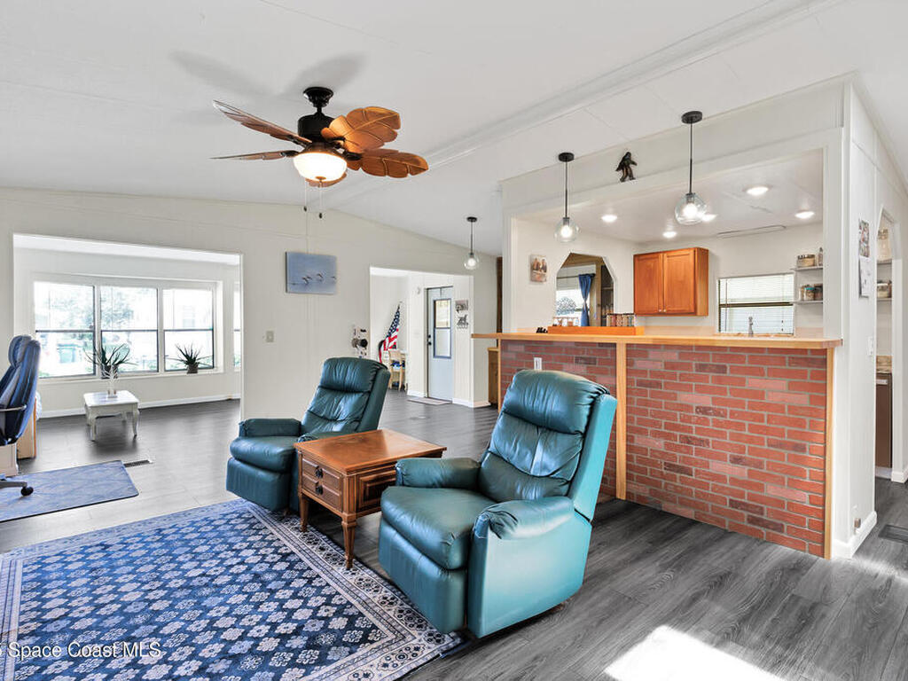 625 Puffin Drive, Barefoot Bay, FL 32976