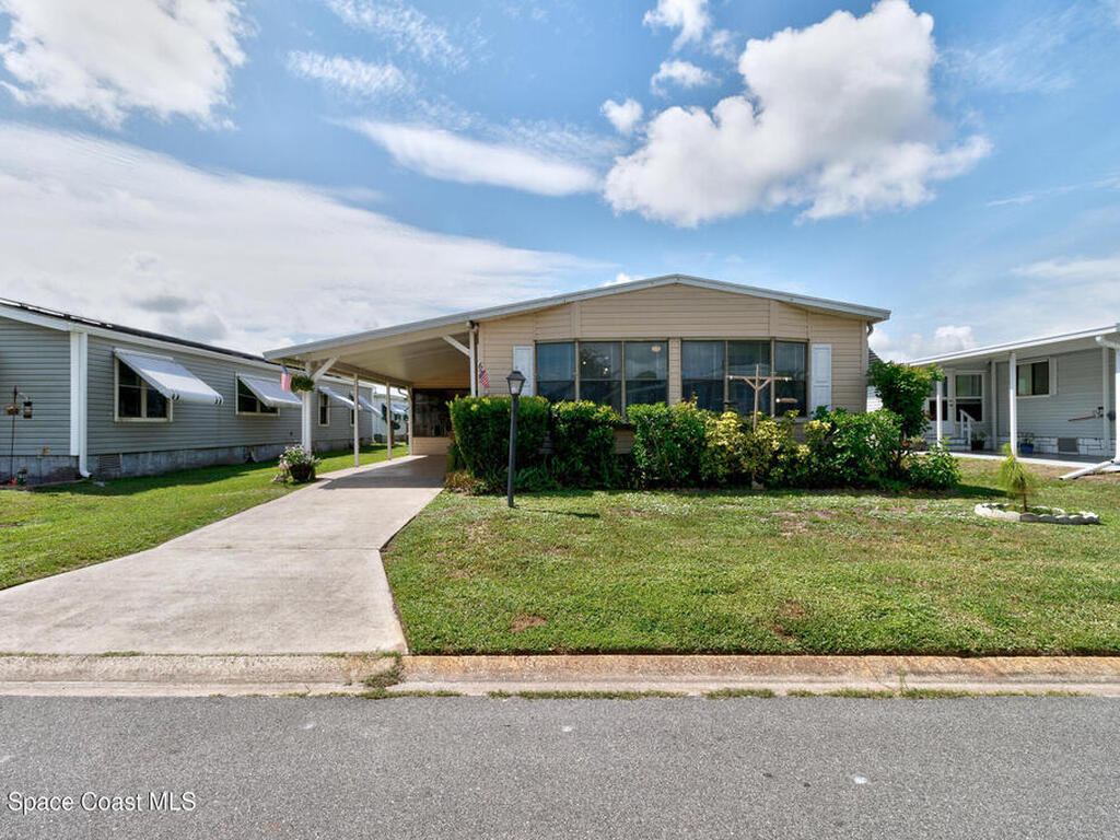 625 Puffin Drive, Barefoot Bay, FL 32976