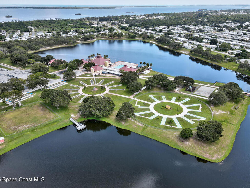 625 Puffin Drive, Barefoot Bay, FL 32976