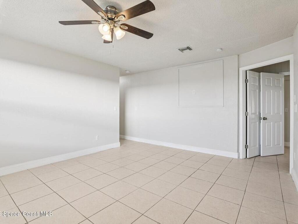 493 Quarry Lane, Sebastian, FL 32958