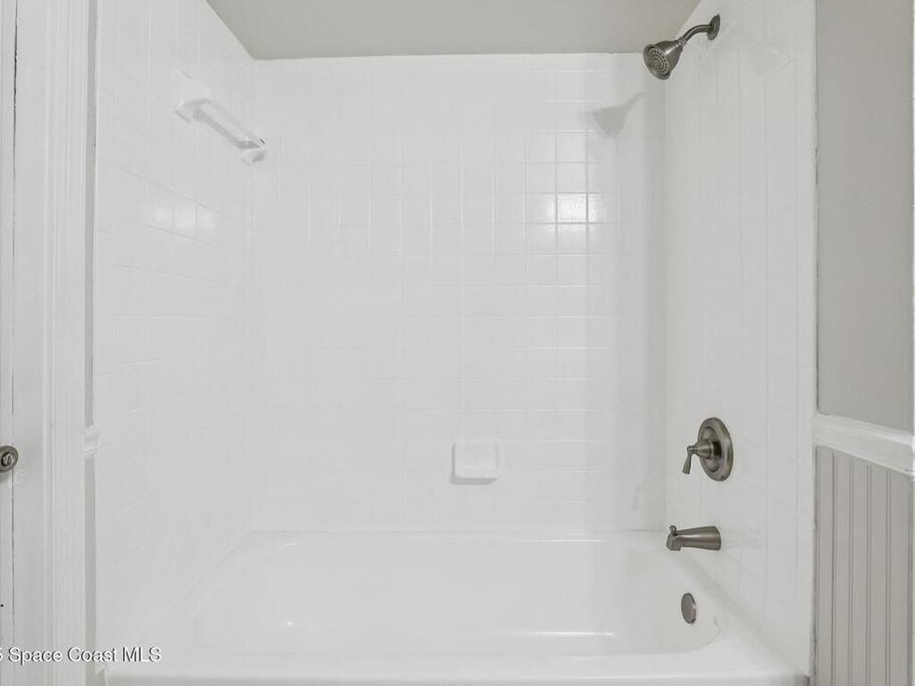 493 Quarry Lane, Sebastian, FL 32958