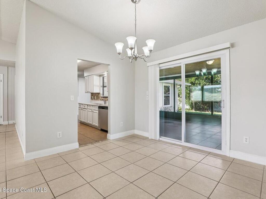 493 Quarry Lane, Sebastian, FL 32958