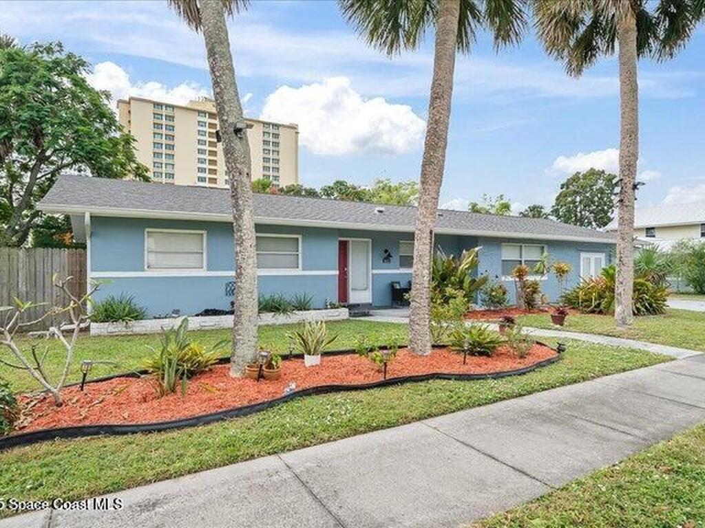 637 E Lincoln Avenue, Melbourne, FL 32901
