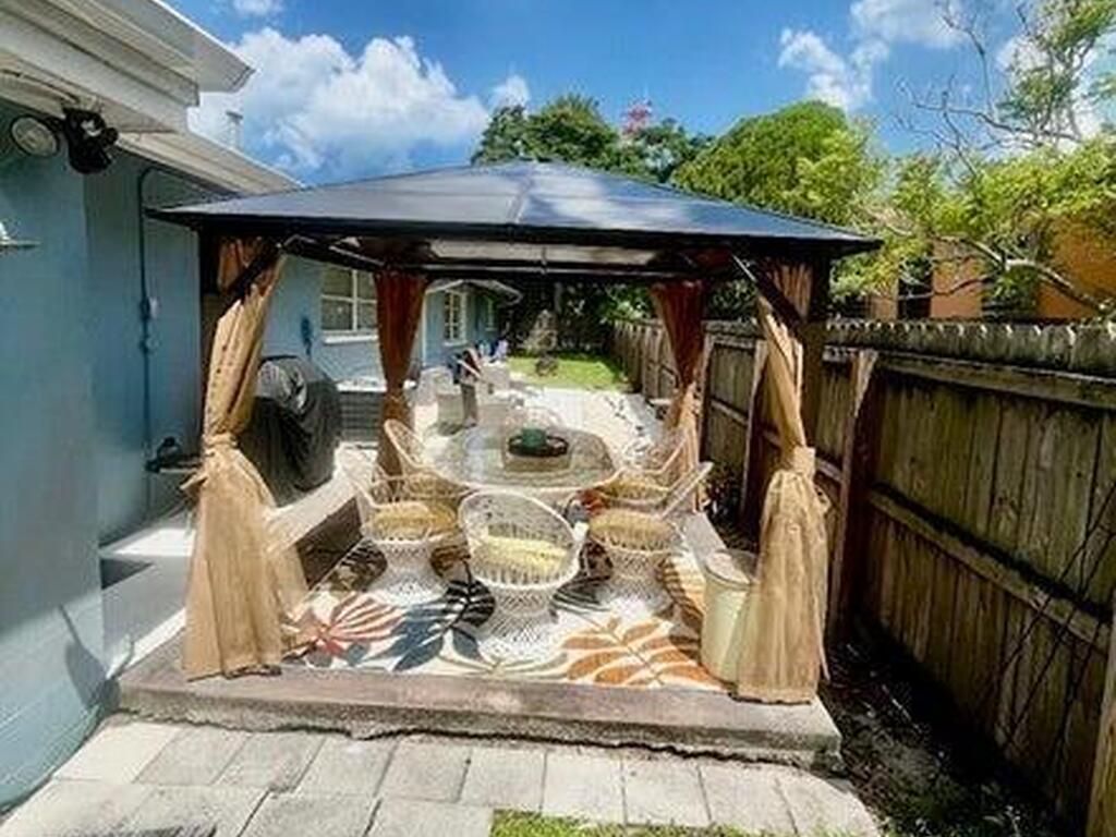 637 E Lincoln Avenue, Melbourne, FL 32901