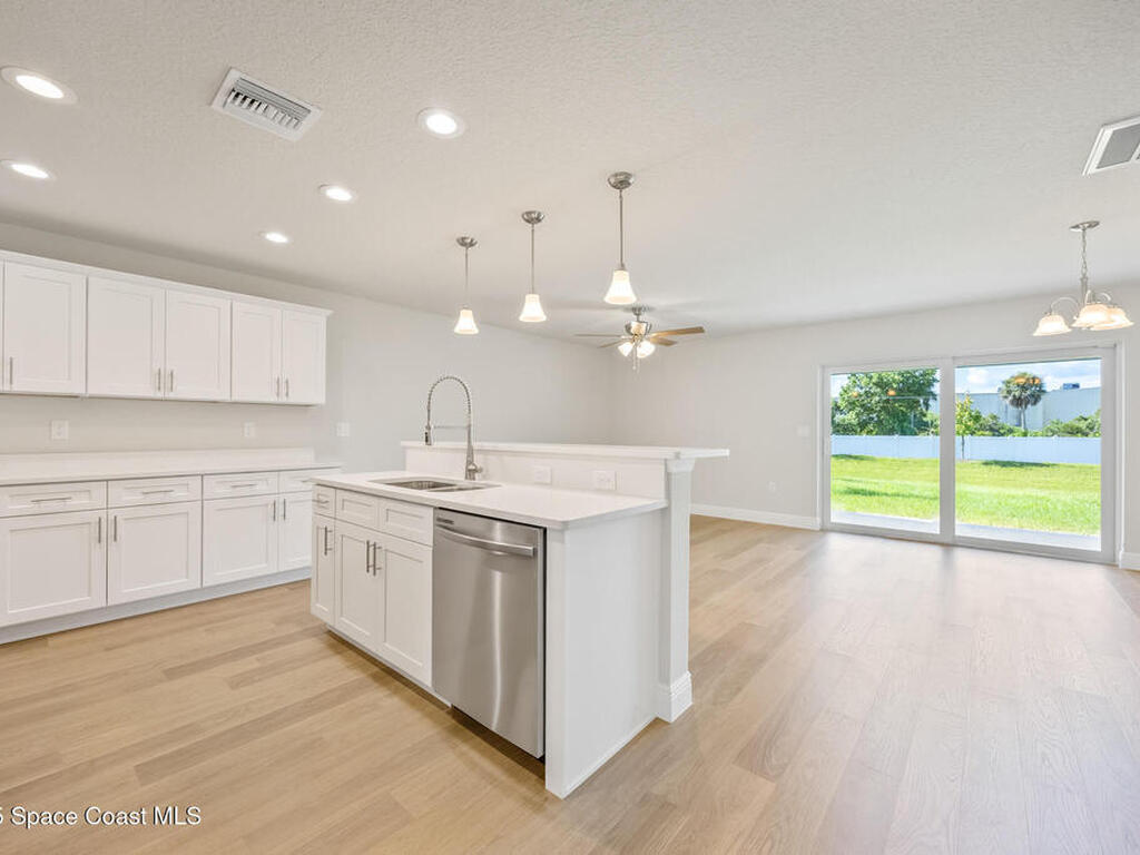 227 Hidden Woods Place, Melbourne, FL 32901