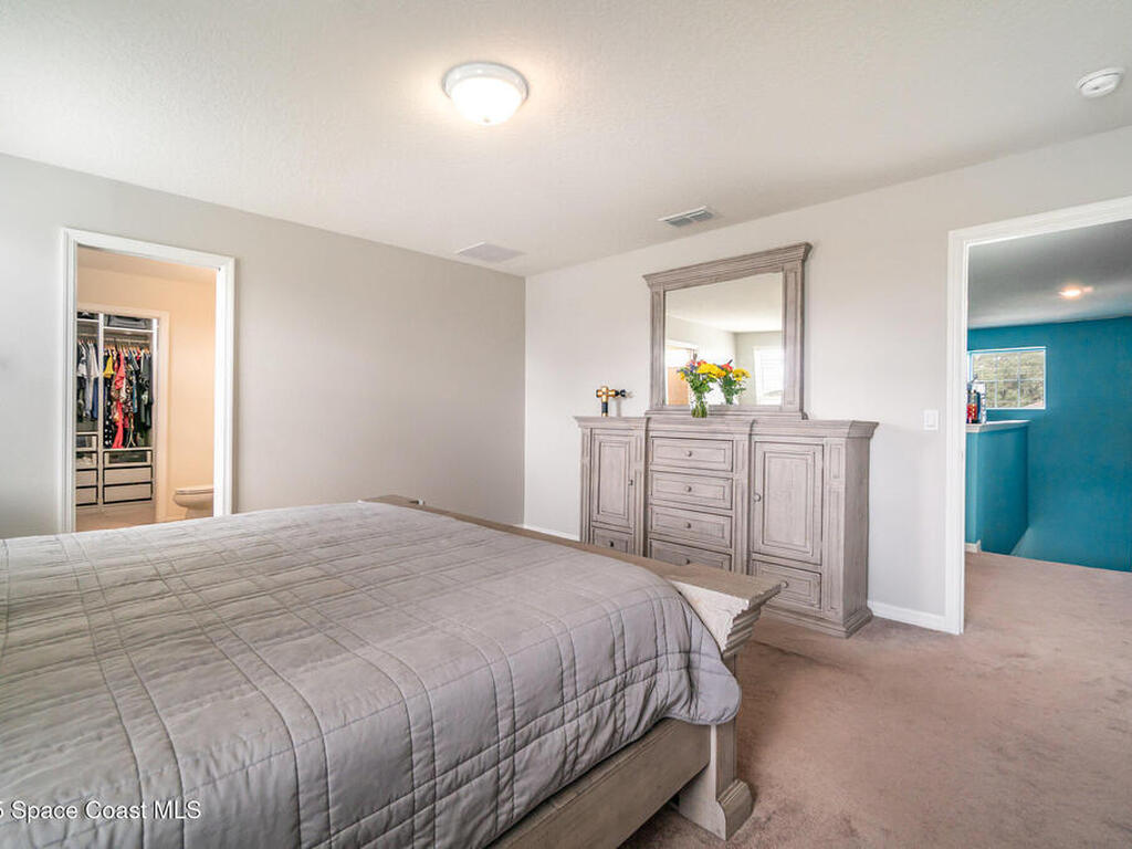 2266 Bluebird Place, St. Cloud, FL 34771