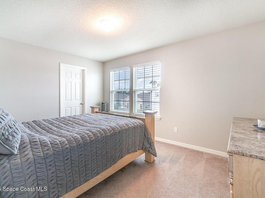 2266 Bluebird Place, St. Cloud, FL 34771