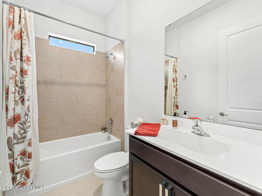 1263 Great Belt Circle, Melbourne, FL 32940