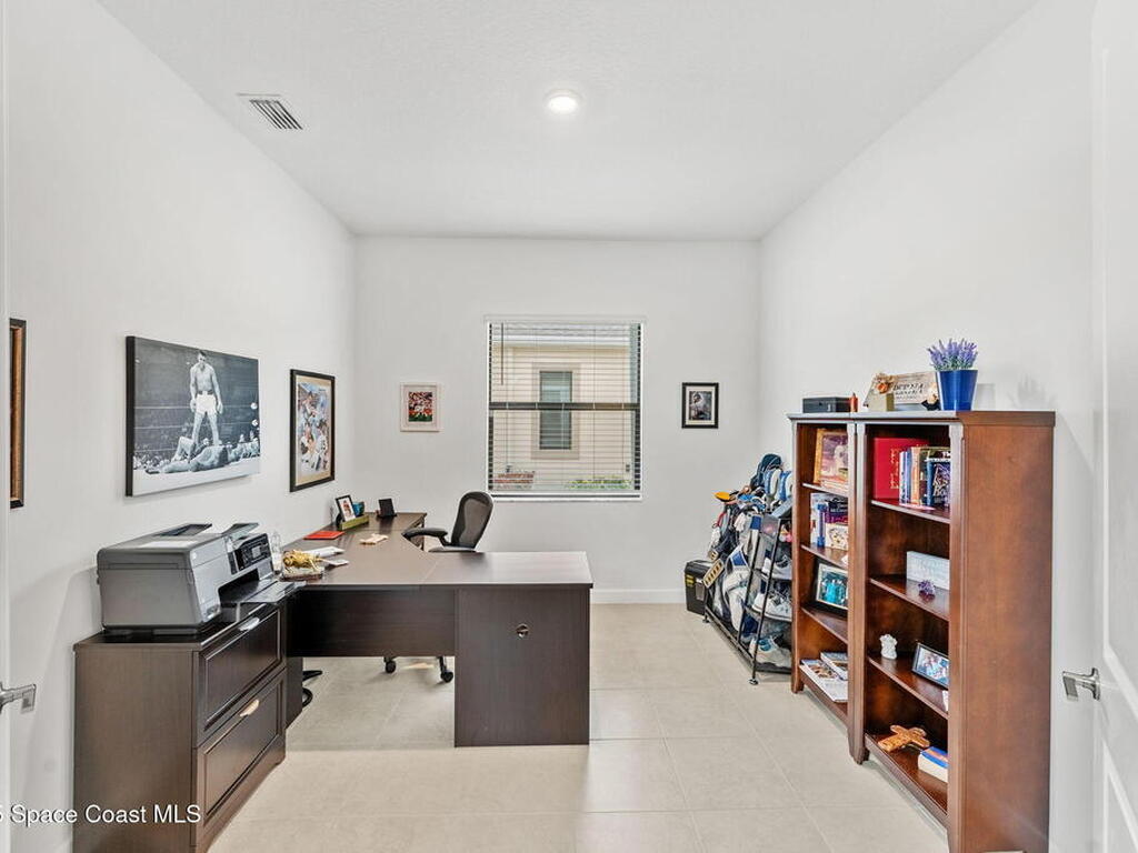 1263 Great Belt Circle, Melbourne, FL 32940