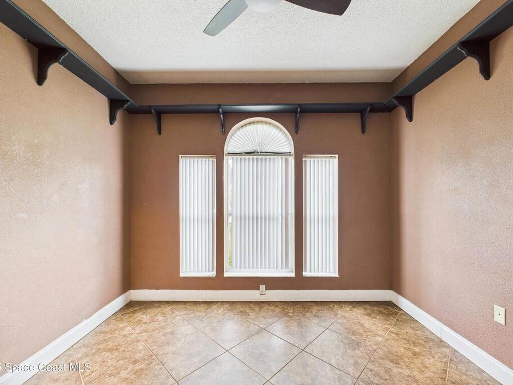 1657 Clover Circle, Melbourne, FL 32935