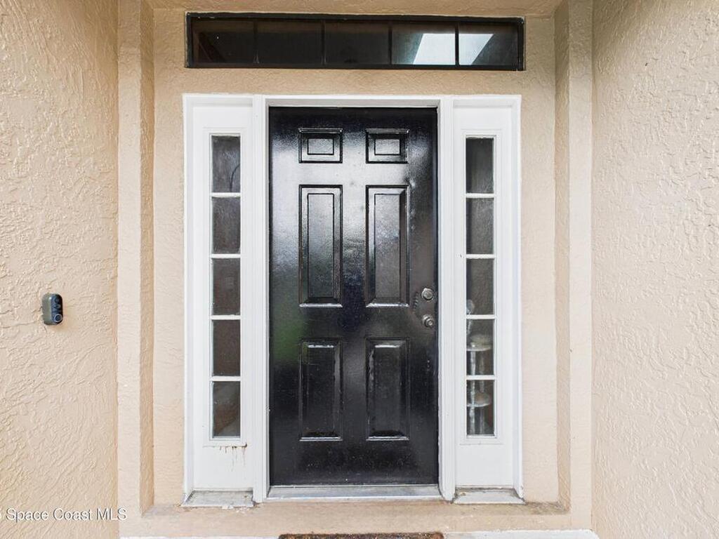 1657 Clover Circle, Melbourne, FL 32935