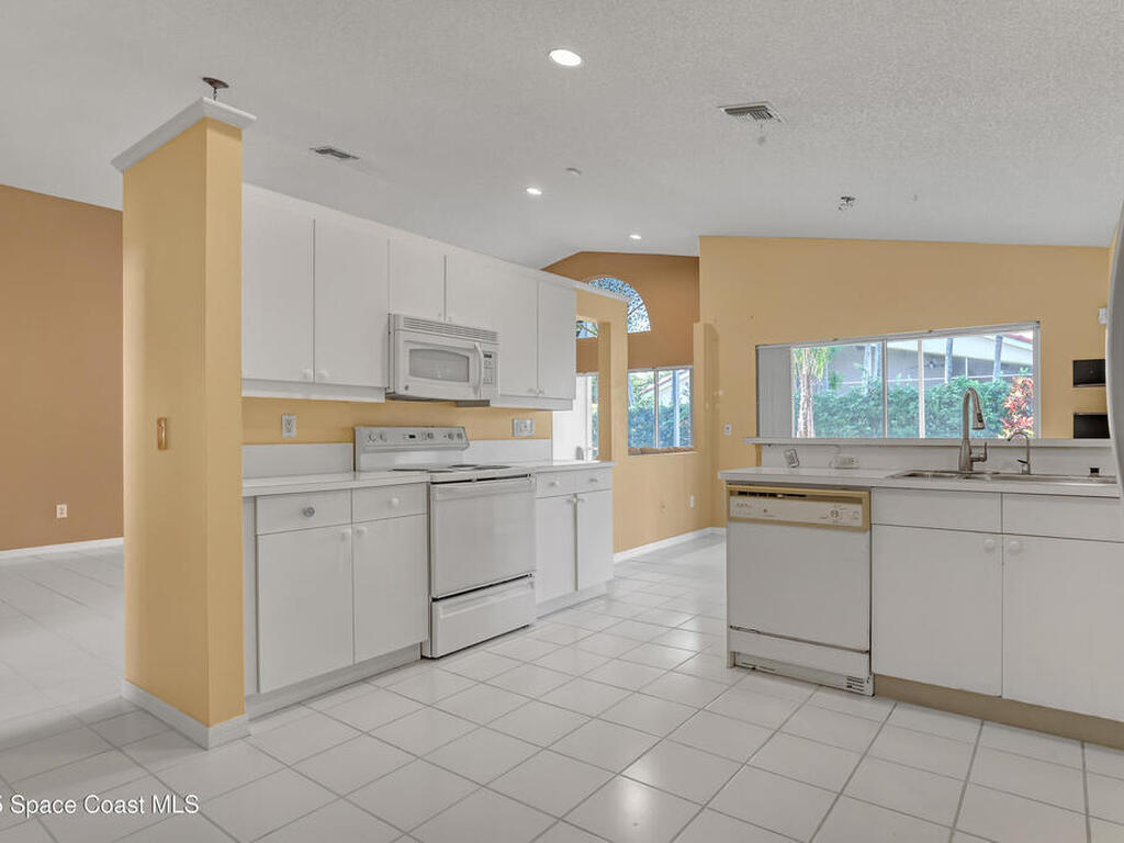 5723 Aspen Ridge Circle, Delray Beach, FL 33484