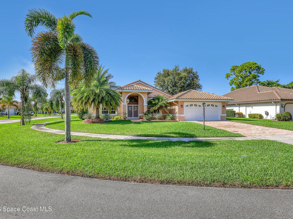 5723 Aspen Ridge Circle, Delray Beach, FL 33484