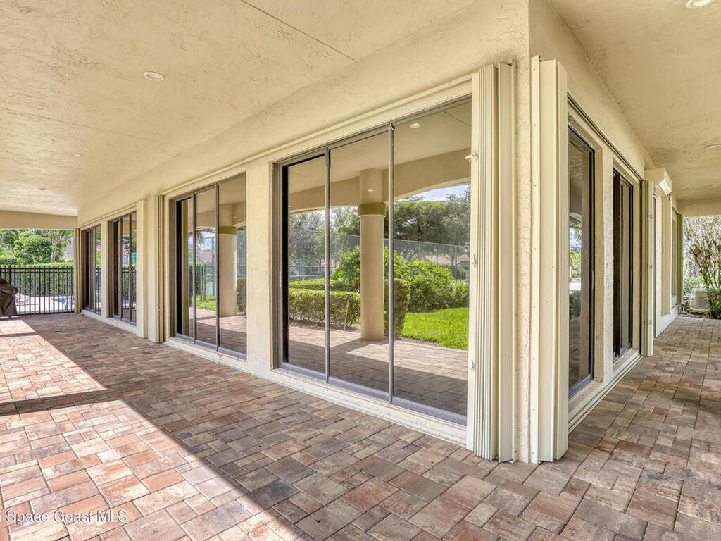 5723 Aspen Ridge Circle, Delray Beach, FL 33484