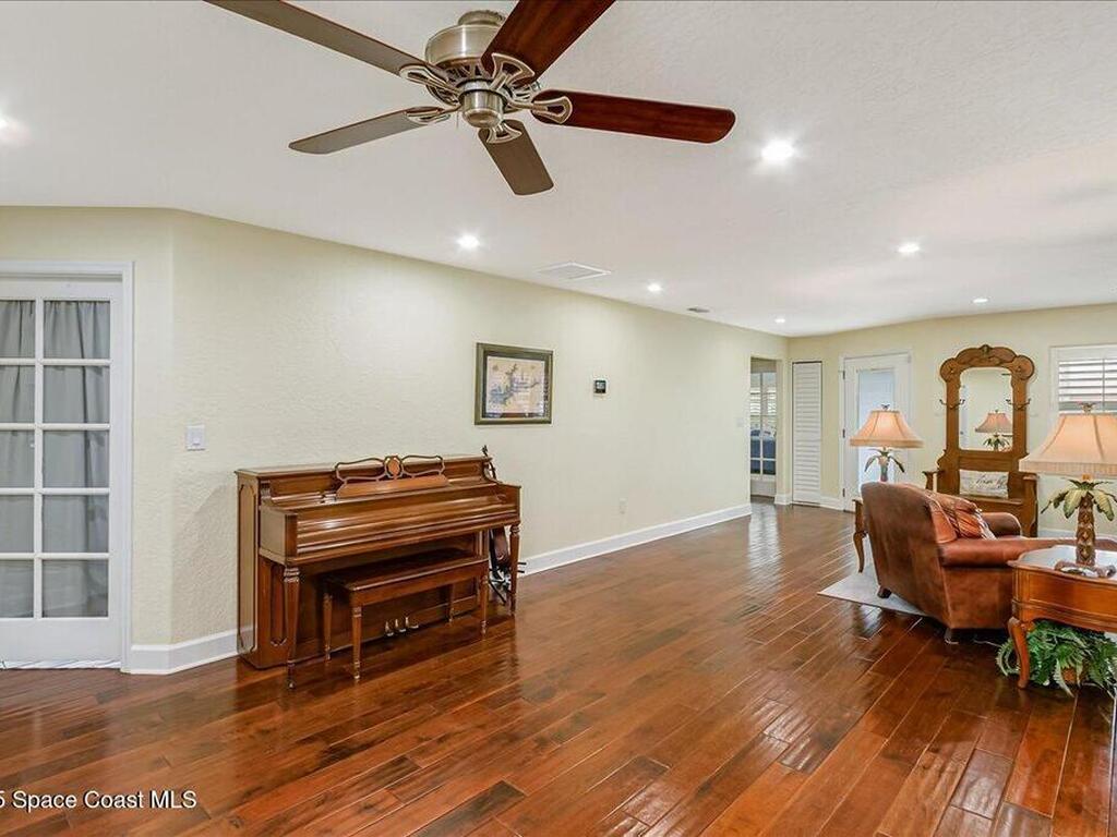 348 Sherwood Avenue, Satellite Beach, FL 32937