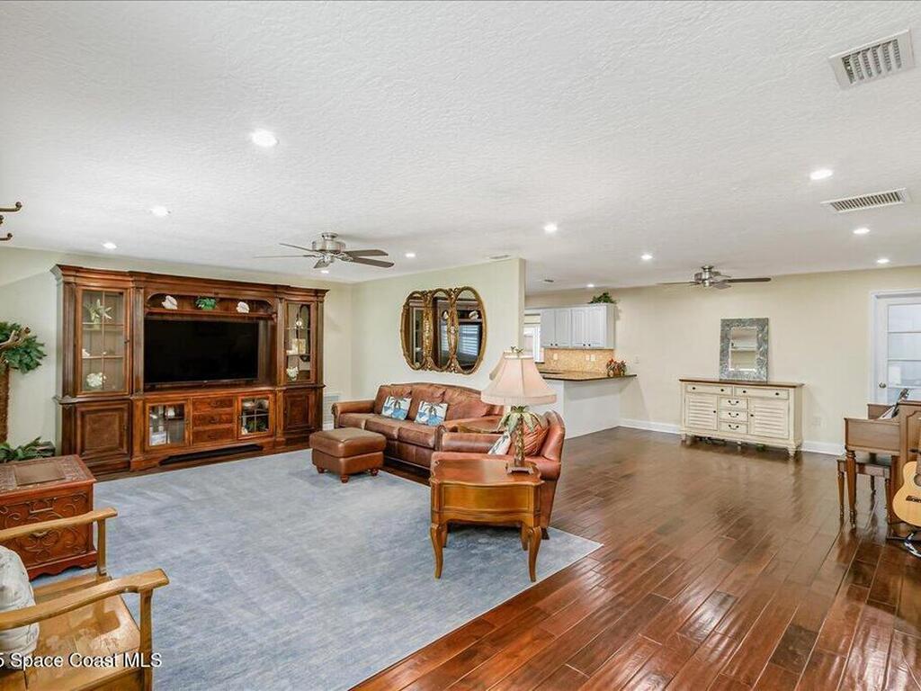 348 Sherwood Avenue, Satellite Beach, FL 32937