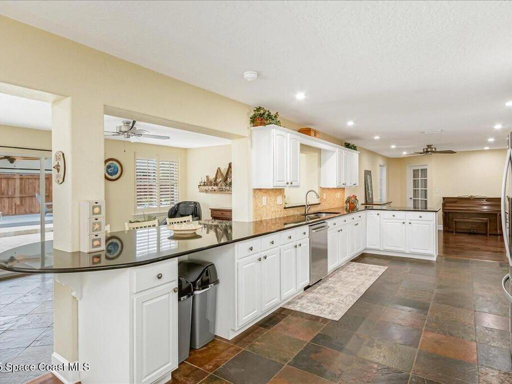 348 Sherwood Avenue, Satellite Beach, FL 32937