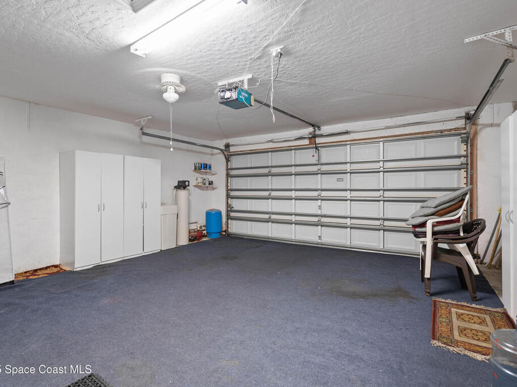 533 Castana Avenue, Palm Bay, FL 32909