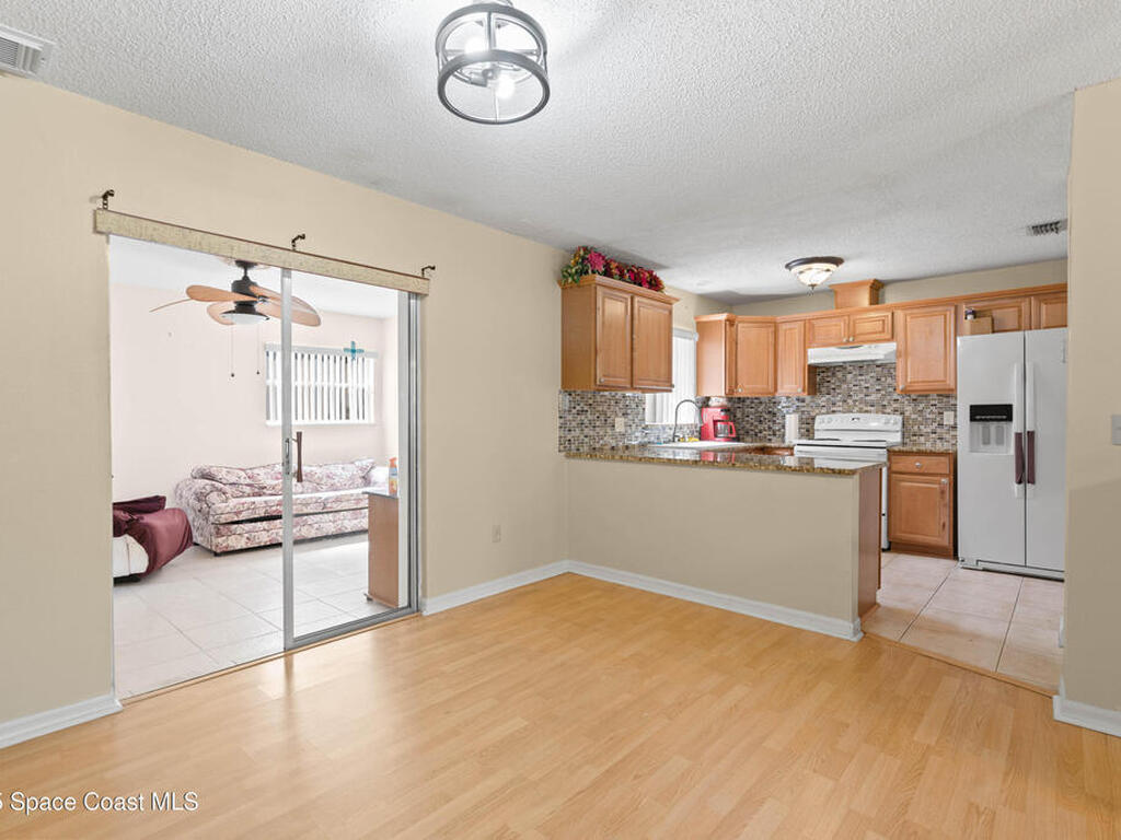 533 Castana Avenue, Palm Bay, FL 32909