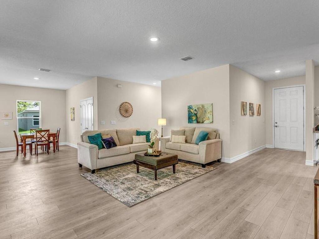 933 Tupelo Road, Palm Bay, FL 32908