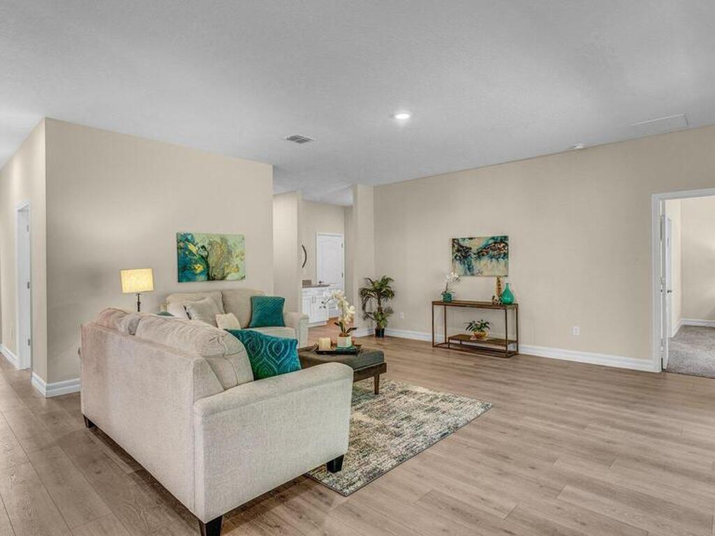 933 Tupelo Road, Palm Bay, FL 32908