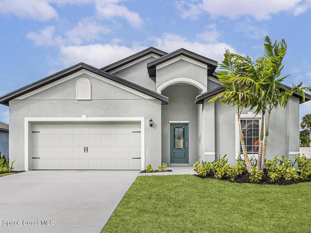 338 Olsen Street, Palm Bay, FL 32908