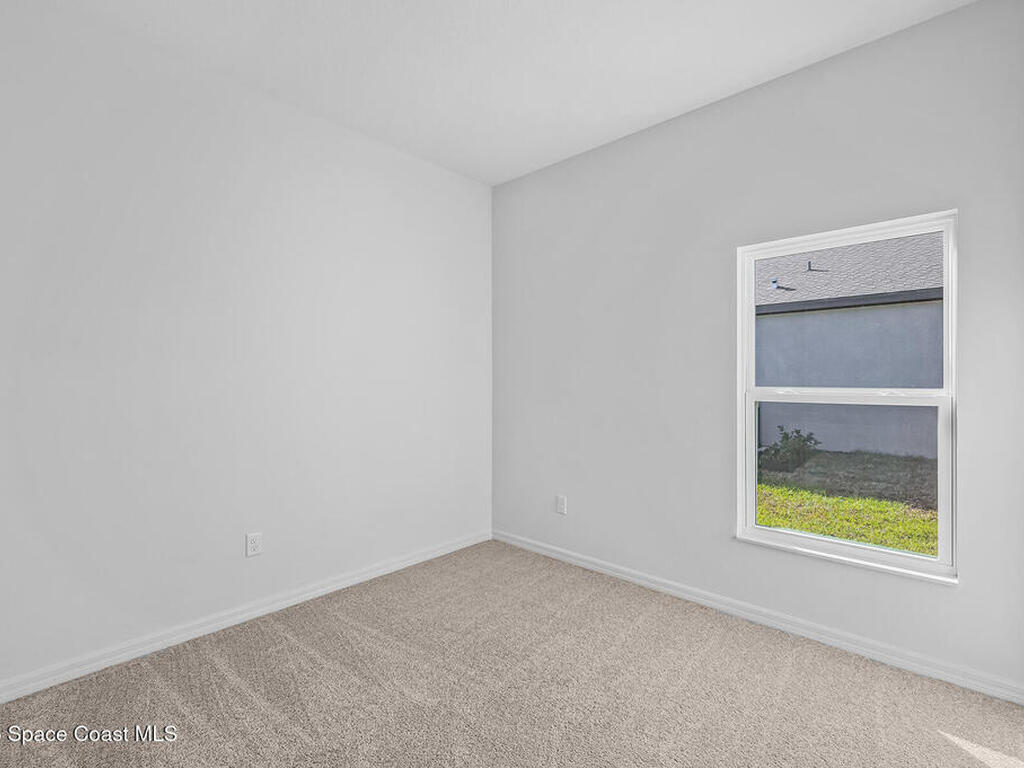 472 Oldenberg Street, Palm Bay, FL 32908