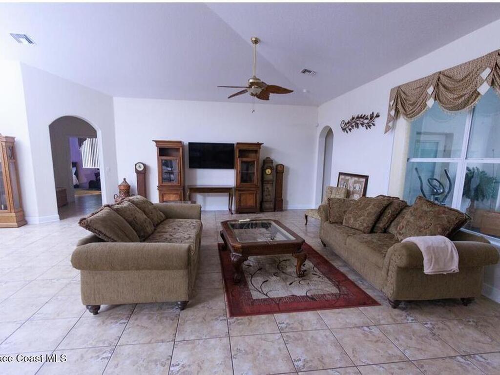 1857 Timbers West Boulevard, Rockledge, FL 32955
