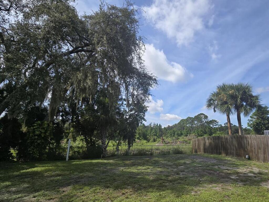 4905 Bridge Road, Cocoa, FL 32927