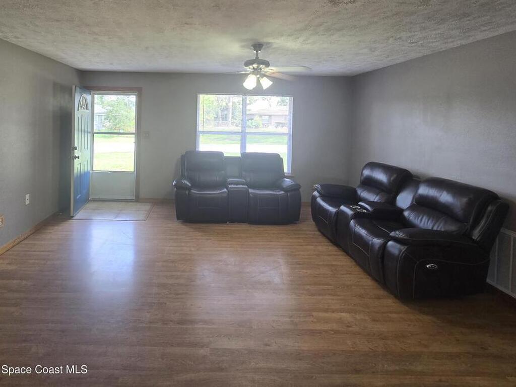 4905 Bridge Road, Cocoa, FL 32927
