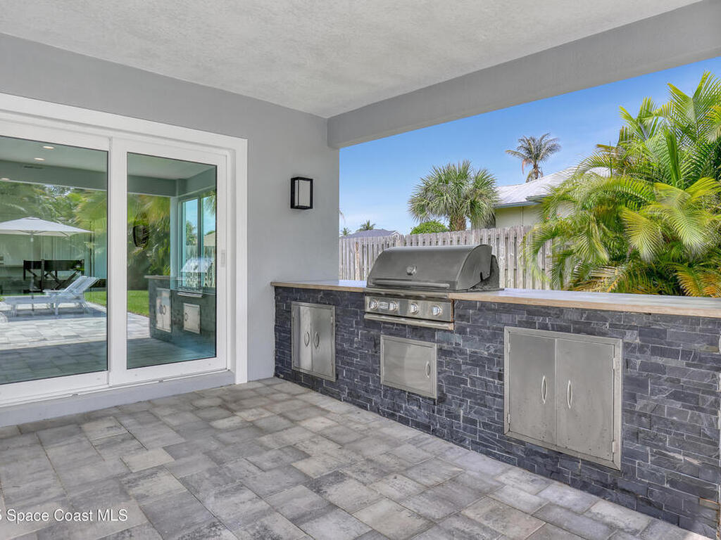 241 Woody Circle, Melbourne Beach, FL 32951