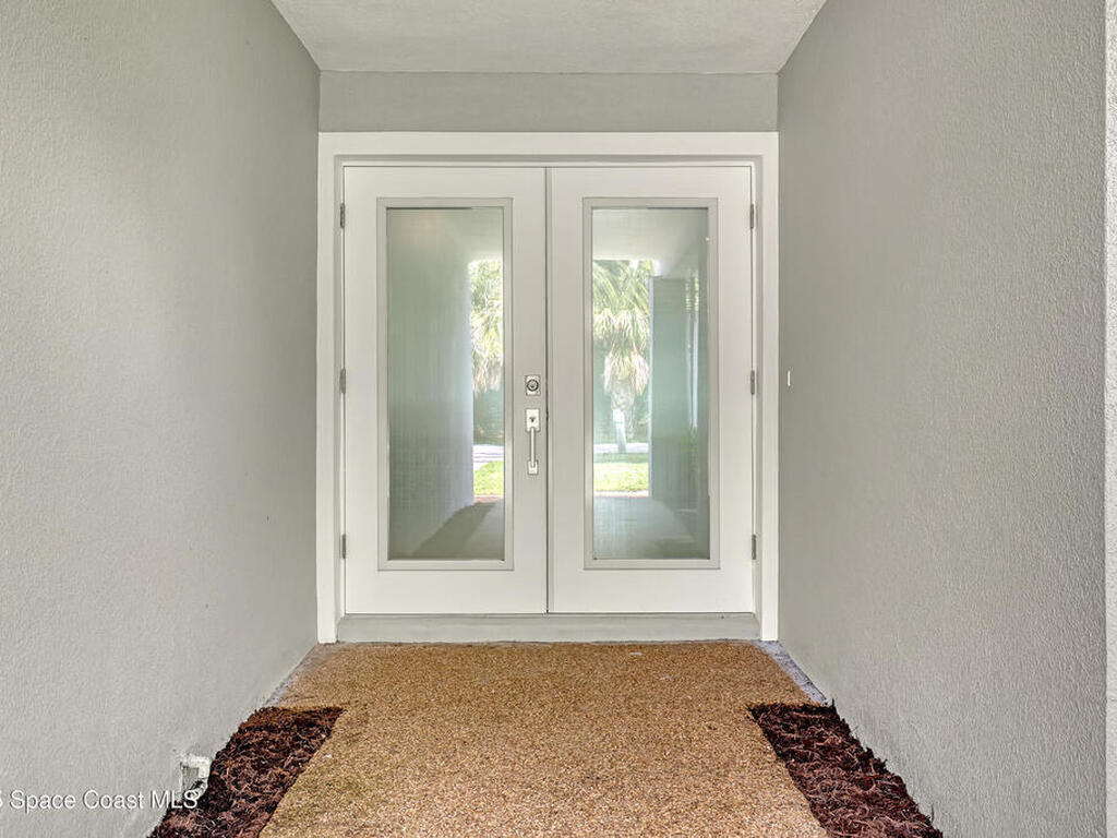 241 Woody Circle, Melbourne Beach, FL 32951