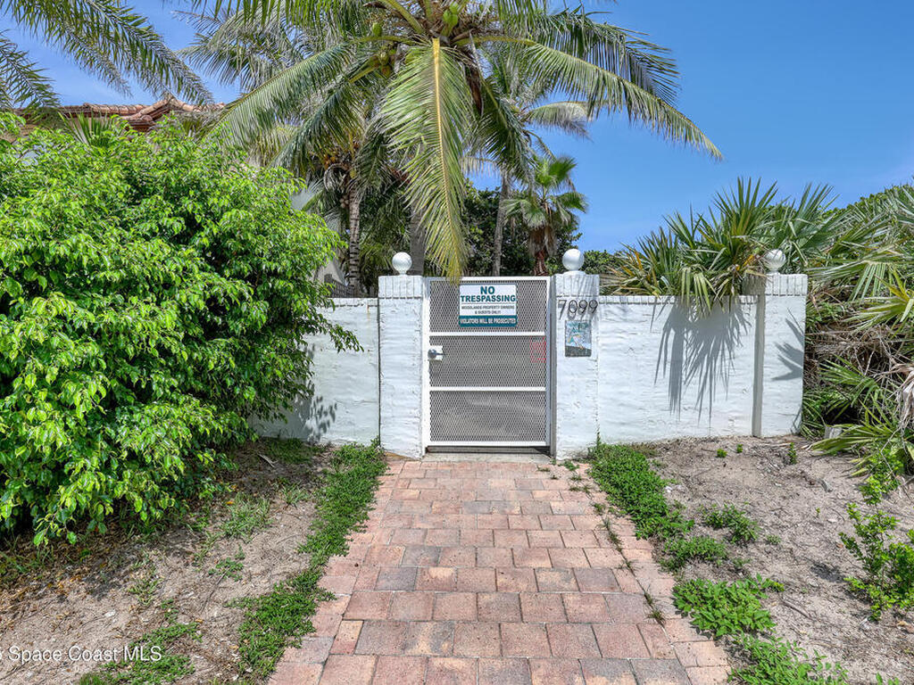 241 Woody Circle, Melbourne Beach, FL 32951