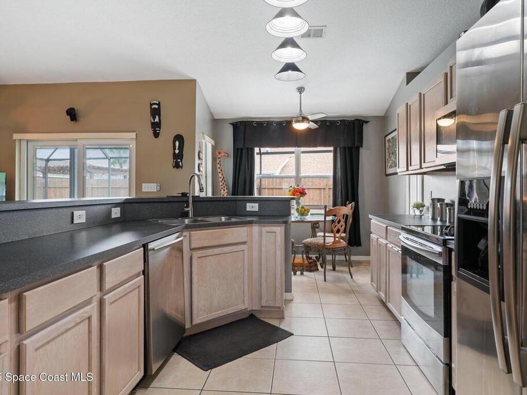 1061 Egret Lake Way, Melbourne, FL 32940