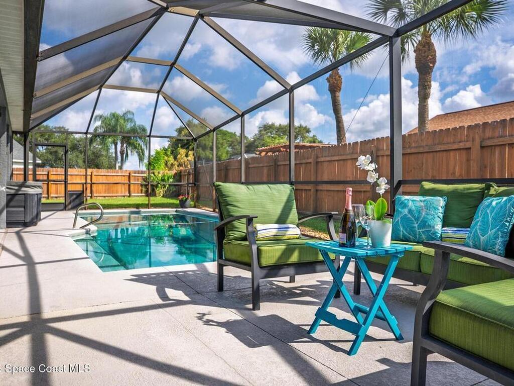 1061 Egret Lake Way, Melbourne, FL 32940